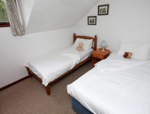 Holiday-Cottages-Kenegie-Manor-Self-Catering-Penzance-Cornwall-06