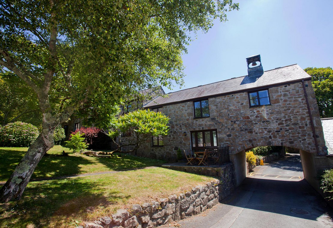 Penzance Holiday Park Selfcatering In Cornwall Kenegie Manor